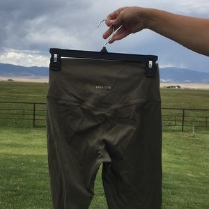 Paragon Essential Legging Forest Green